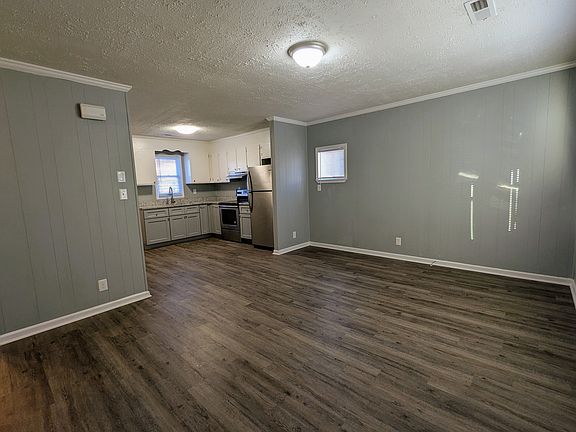 2nd image of 720A W Kerr St #A