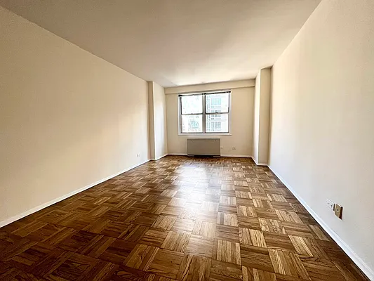 Rented by (Legacy) Elegran | media 3