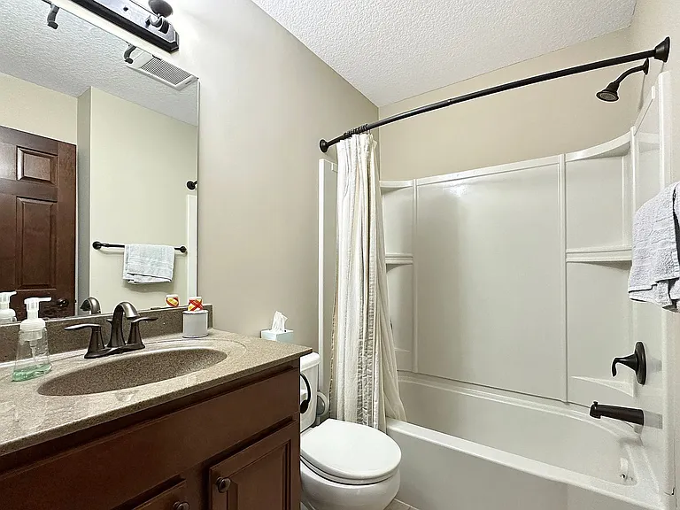 9496 Declaration Dr — Photo 15