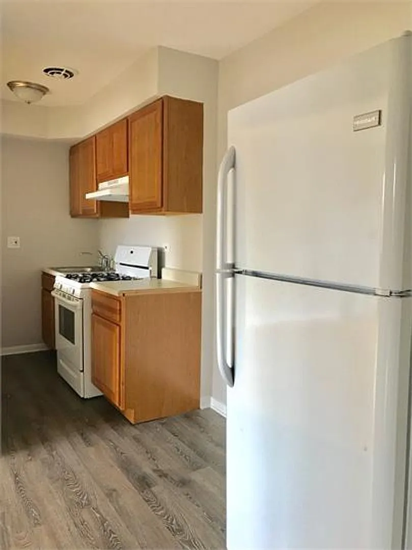 1500-04 North 22nd Avenue — Photo 1