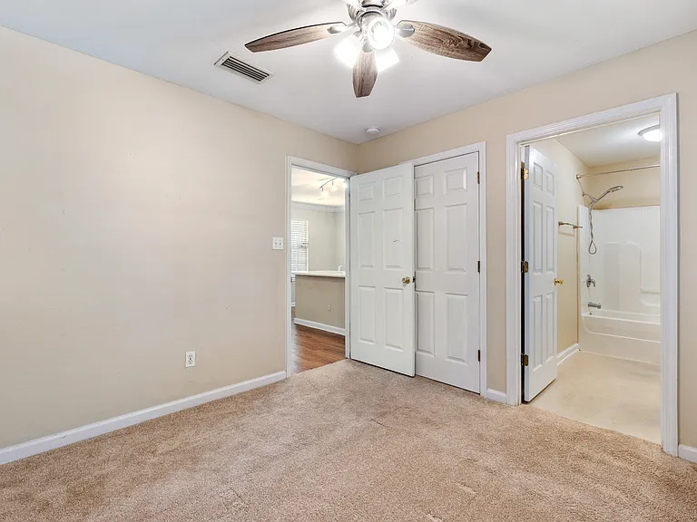 1834-1 Westminster Dr — Photo 5