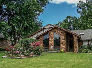3004 Cambridge Ct, Bartlesville, OK 74006