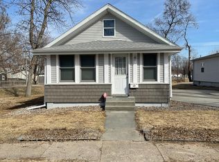 2011 S 8th St, Council Bluffs, IA 51501