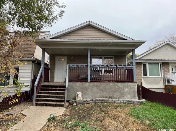 1019 Rae STREET, Regina, SK S4T 2B7