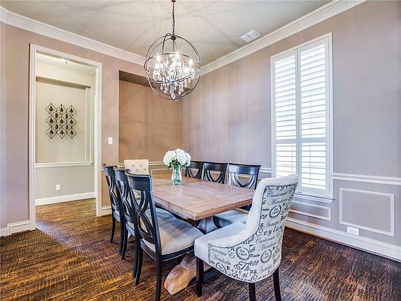 4th image of 2617 Creekway Dr