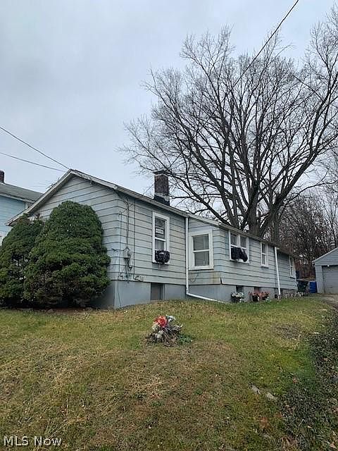 2nd image of 505 Beacon St