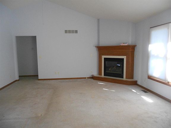 5th image of 1236 Red Blossom Dr