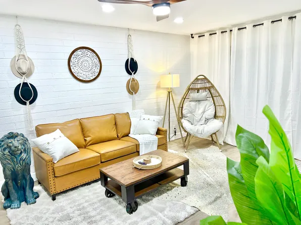 6824 E 2nd St, Scottsdale, AZ