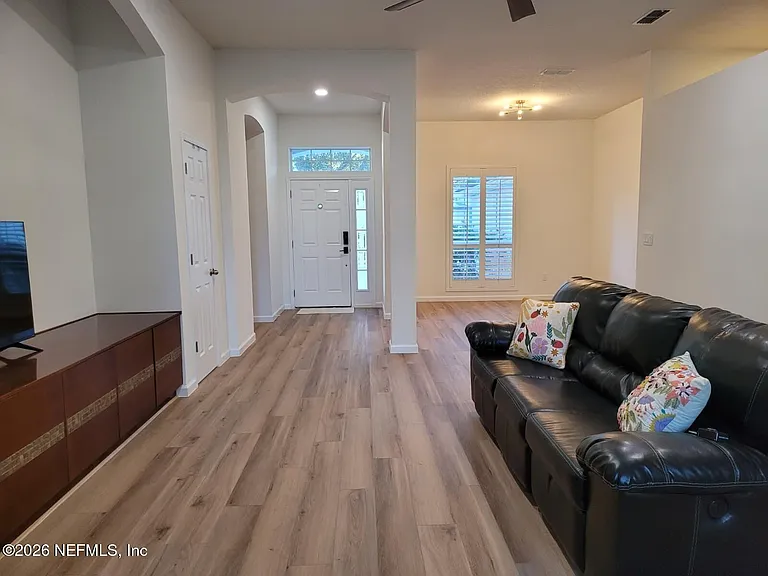 108 Findhorn Ct — Photo 16