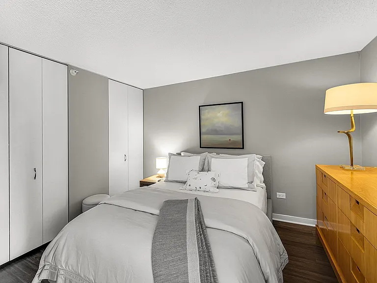 545 N Dearborn St #3006 — Photo 10