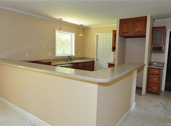 5th image of 1817 Austin Dr