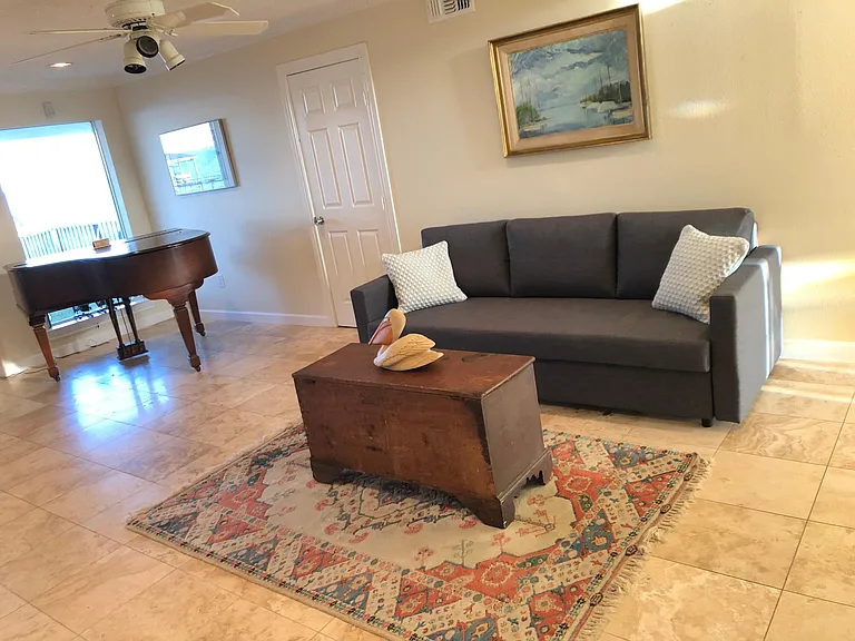 1st Floor Living Room