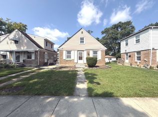 744 Gardner Rd, Westchester, IL 60154