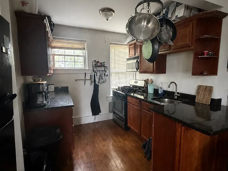413 County St — Photo 3
