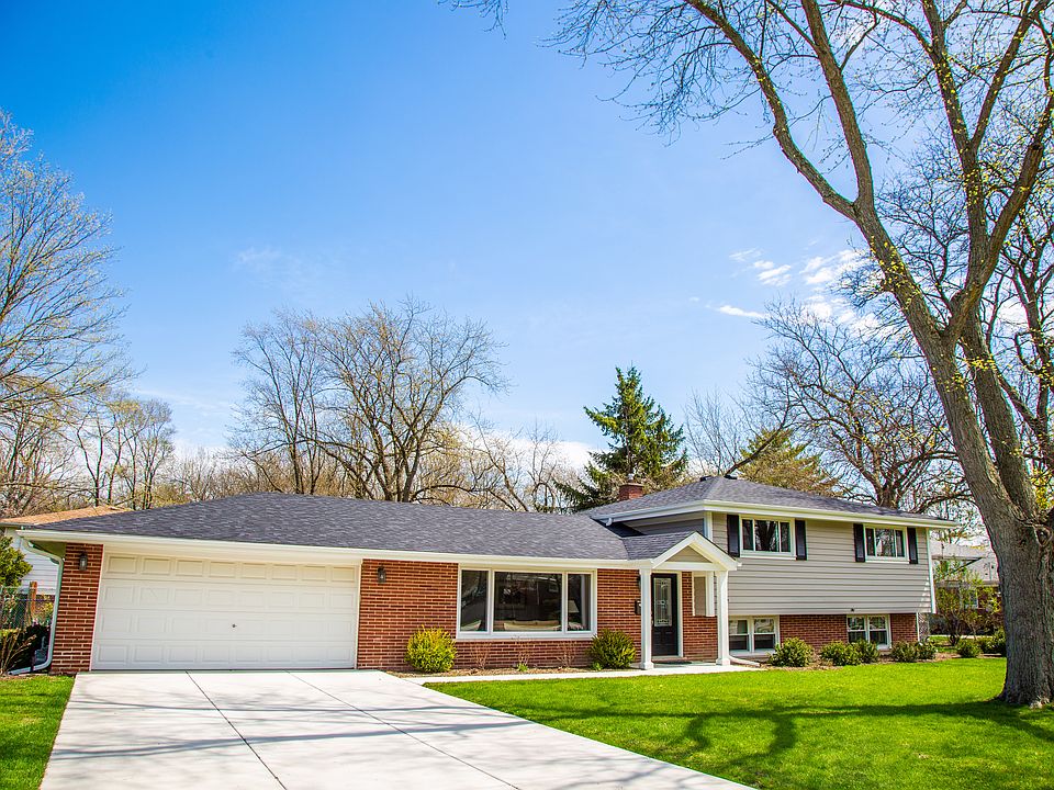 3755 Lindenwood Ln, Glenview, IL 60025 Zillow