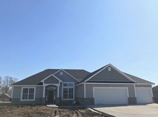 3782 Redwood Dr, Mexico, MO 65265