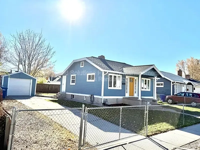 2 bed, 1071 sqft, $1,075 — Photo 2