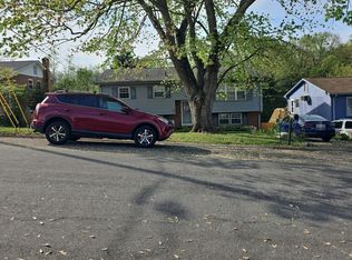 5304 Palm Valley Rd, Roanoke, VA 24019