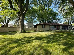 407 E Washington St, Gardner, IL 60424