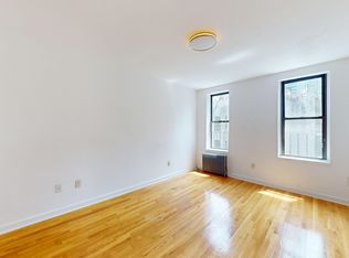 692 9th Ave APT 5A, New York, NY 10036