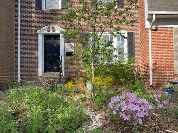7534 Campbell Ct, Manassas, VA 20109