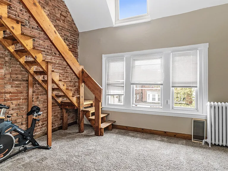 5027 Pine St #3F — Photo 7