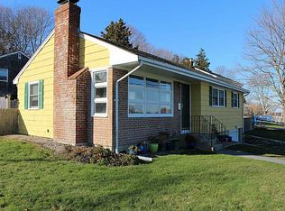 6 High St, Middletown, RI 02842