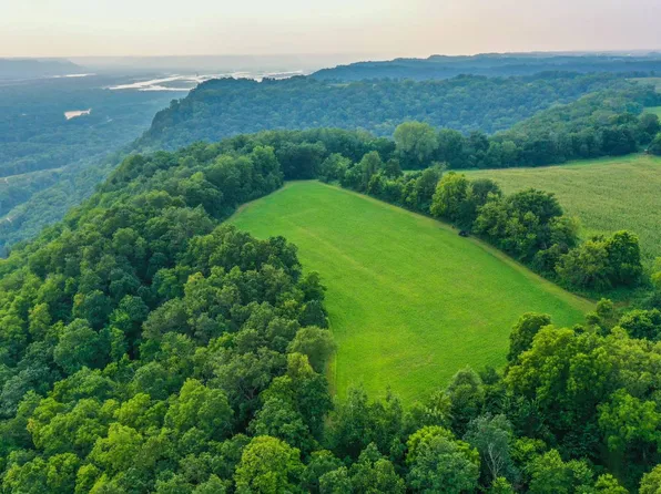 State Road 35/54, Fountain City, WI 54629