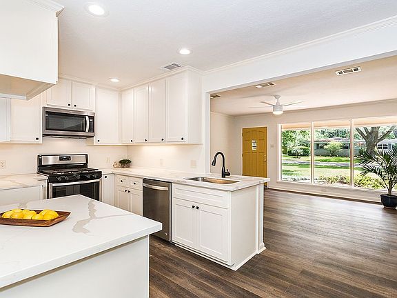 Kitchen and living room