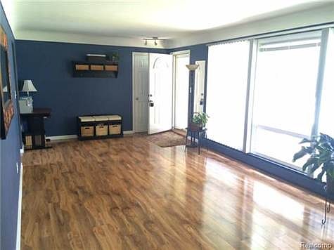 Large Living Room With Loads Of Natural Light