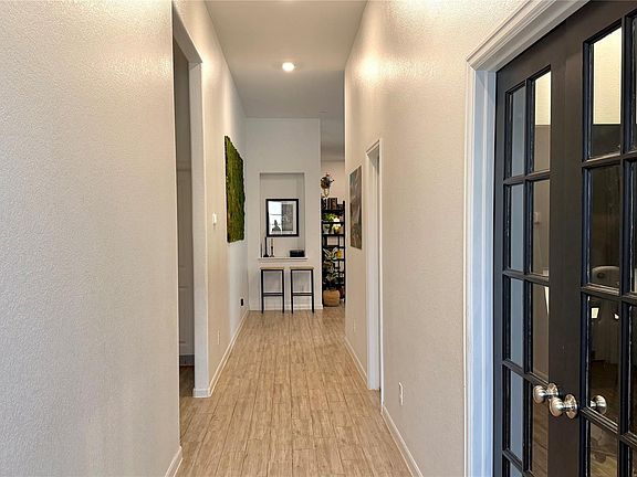 3rd image of 3318 Marlene Meadow Way