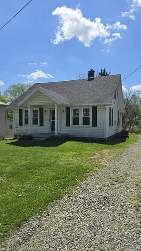 1744 Chandlersville Rd Photo 1