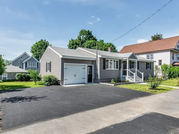 15 Sargent St, North Andover, MA 01845