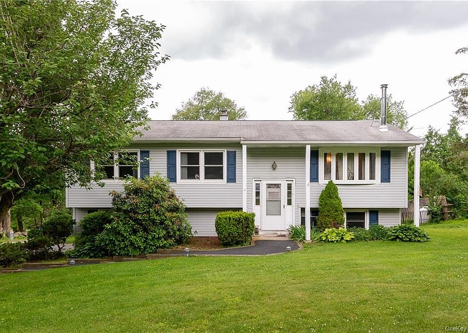 1st image of 27 High View Dr