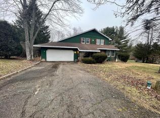 237 Krouser Dr, Valparaiso, IN 46385