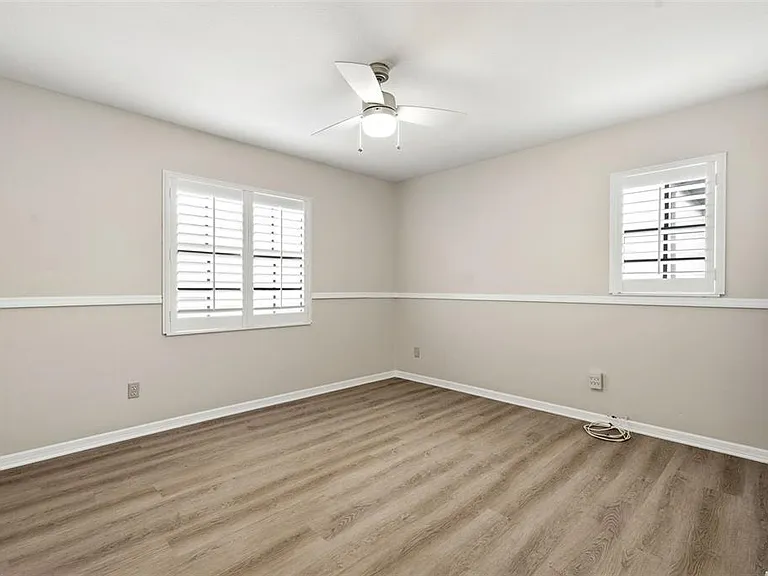 345 Bailey St — Photo 26