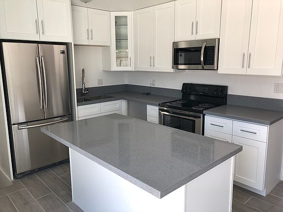 2nd image of 105 Colleen Dr
