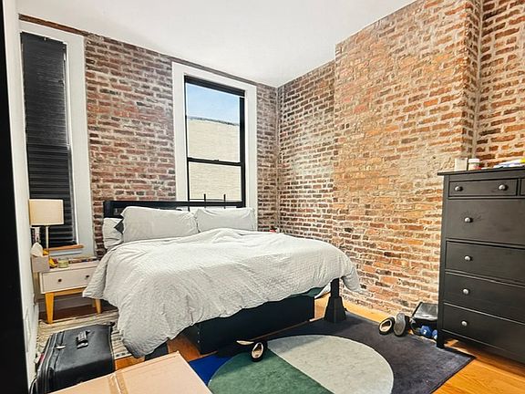 5th image of 354 7th Ave #2A