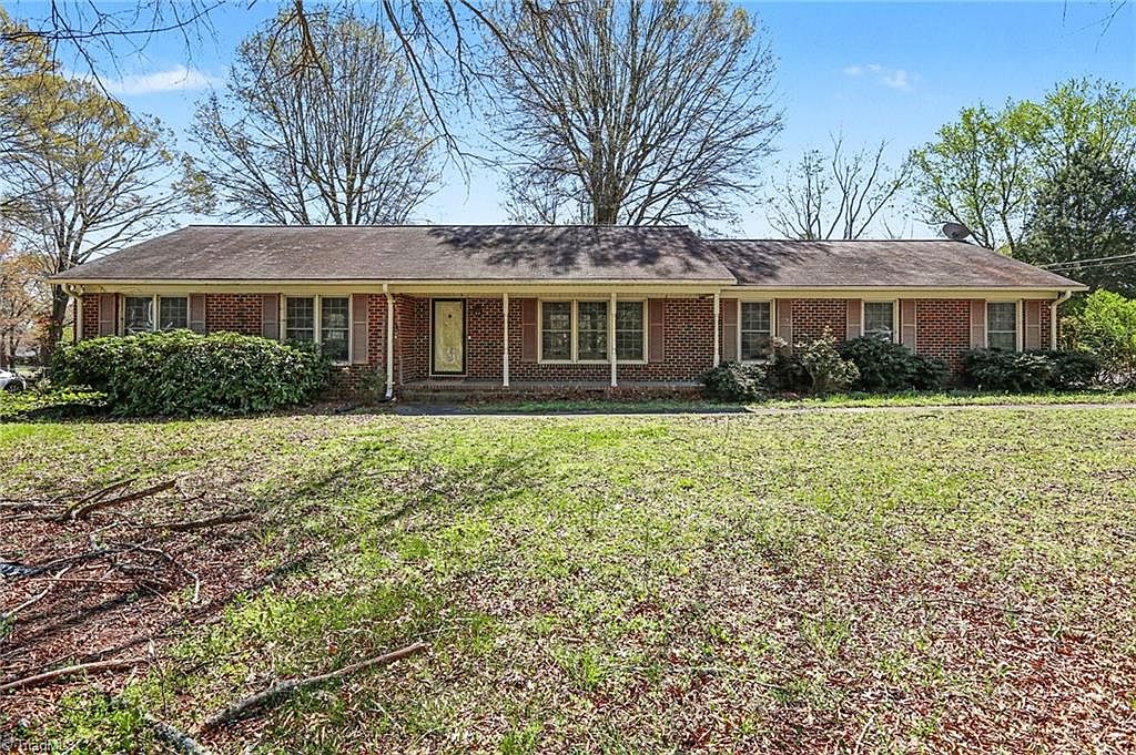 644 Greenwood Dr