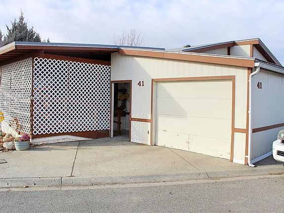 2nd image of 41 Big Sky Country Dr