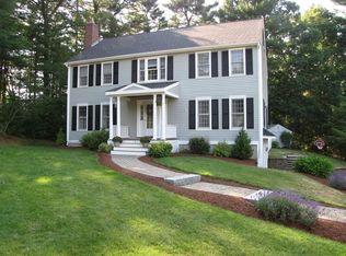 4 Cypress Ln, Walpole, MA 02081