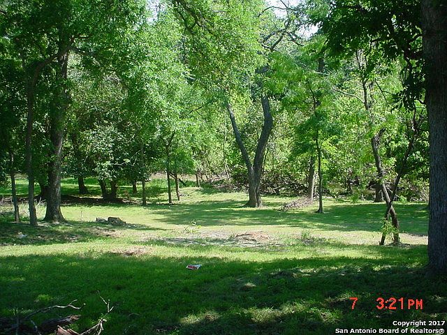 1st image of 615 Creek Dr