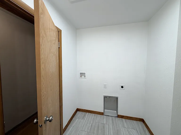 1245 High Bluff St #2 — Photo 17
