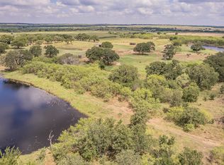 495 Lyles Ln, Henrietta, TX 76365