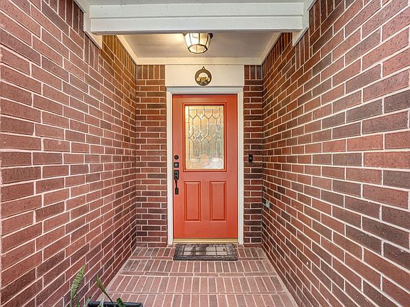 3rd image of 4614 Neches Trail Ln