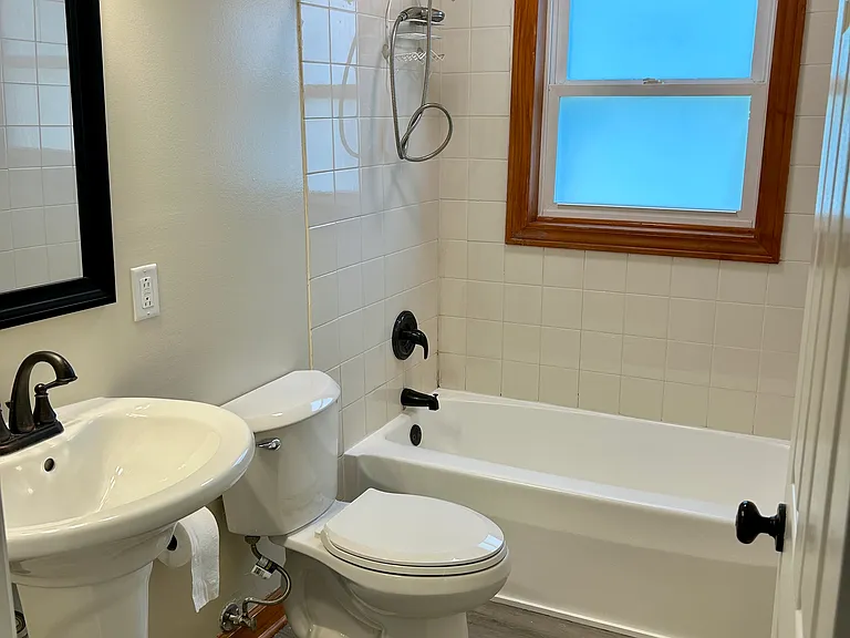 317 Wood St — Photo 11