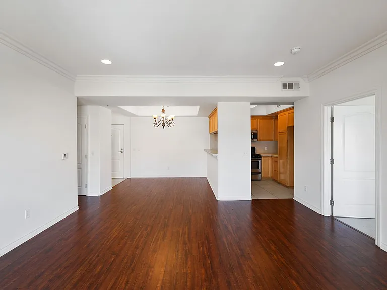 3328 Oakhurst Ave — Photo 12