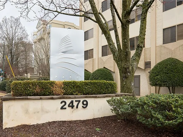 2479 Peachtree Rd NE #611 — Photo 2