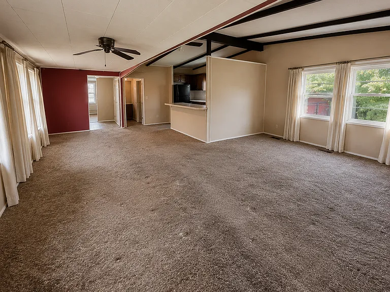 92 Renfrew Ave #92 — Photo 5