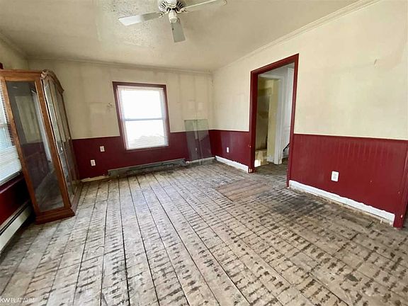 4th image of 28580 Wexford Dr